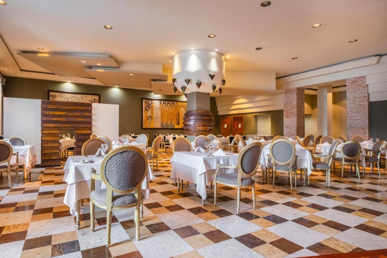 Iberostar Selection Rose Hall Suites (Adults Only) Бухта Монтего Экстерьер фото